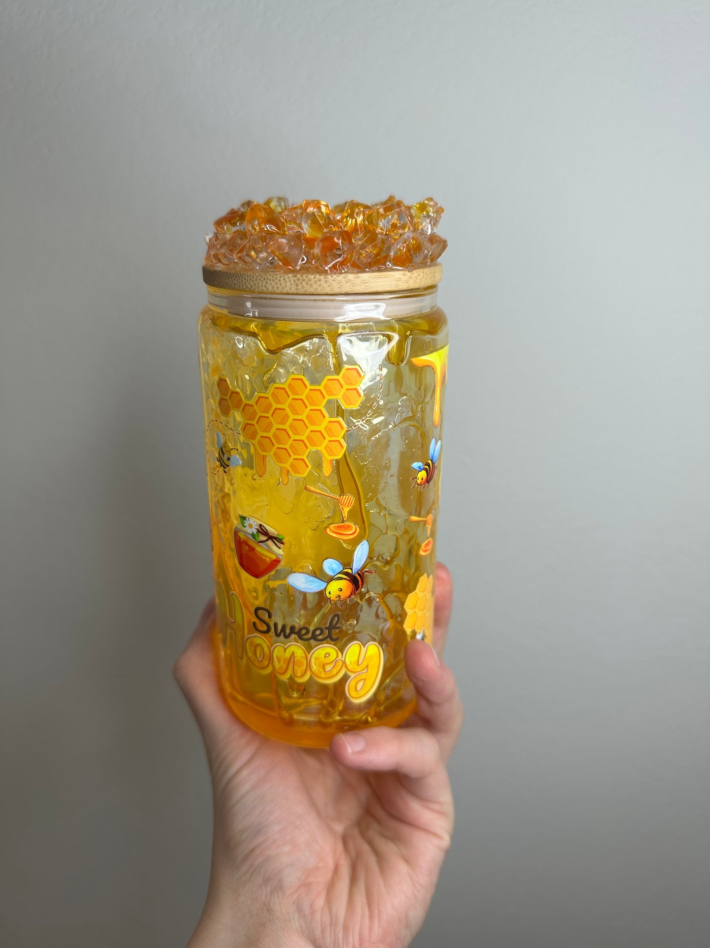 16oz Winnie Honey Drip